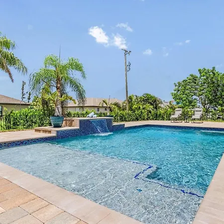 Heated Pool, Hot Tub, Sleeps 6! - Villa Good Times And Tan Lines - Roelens Vacations